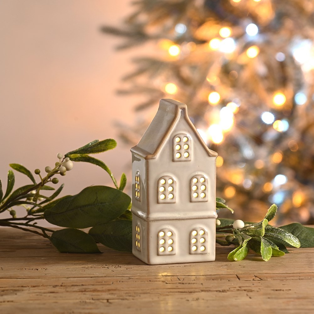 14cm Tall White Porcelain House Light-Up Decoration 14cm Tall White Porcelain House Light-Up Decoration