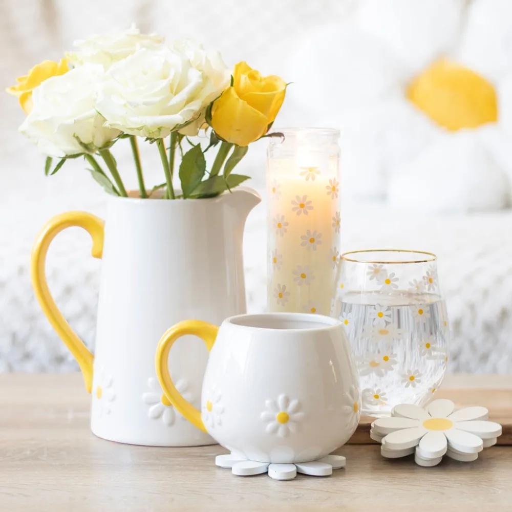 Set of 4 Daisy Shaped Coasters - Image 5