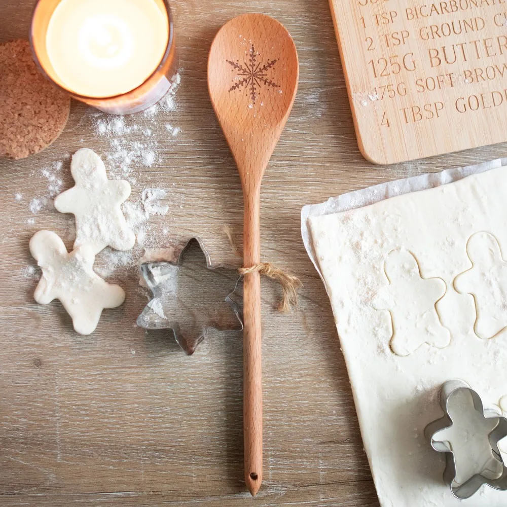 Snowflake Wooden Spoon Baking Set - Image 4