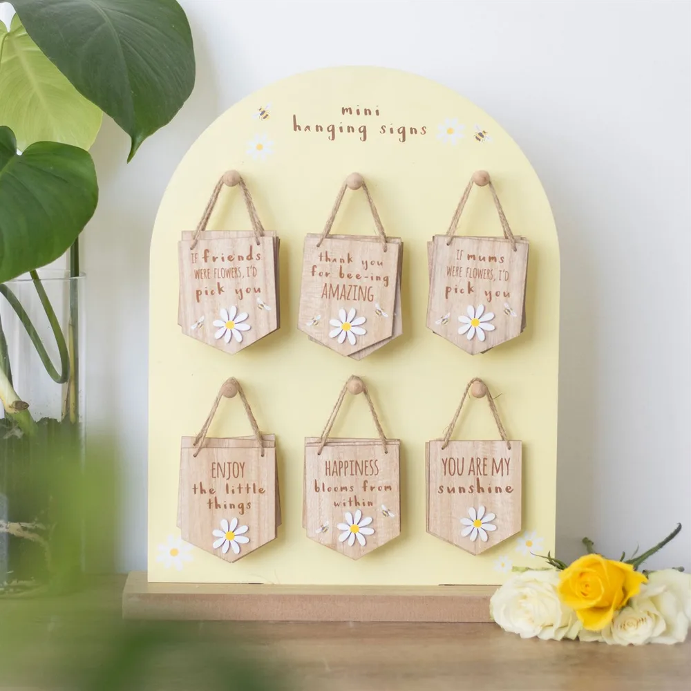 Set of 24 Mini Hanging Daisy Signs on Display - Image 2