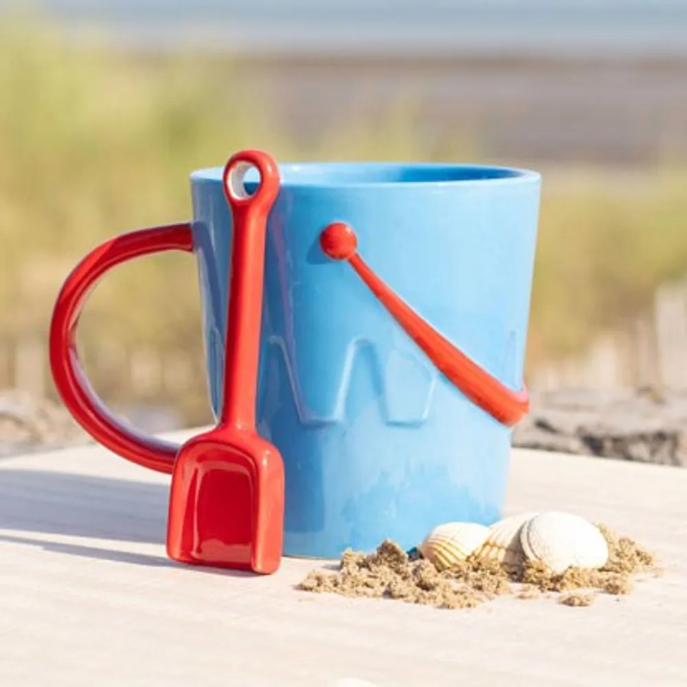 Bucket Shaped Ceramic Mug with Spade Spoon Bucket Shaped Ceramic Mug with Spade Spoon