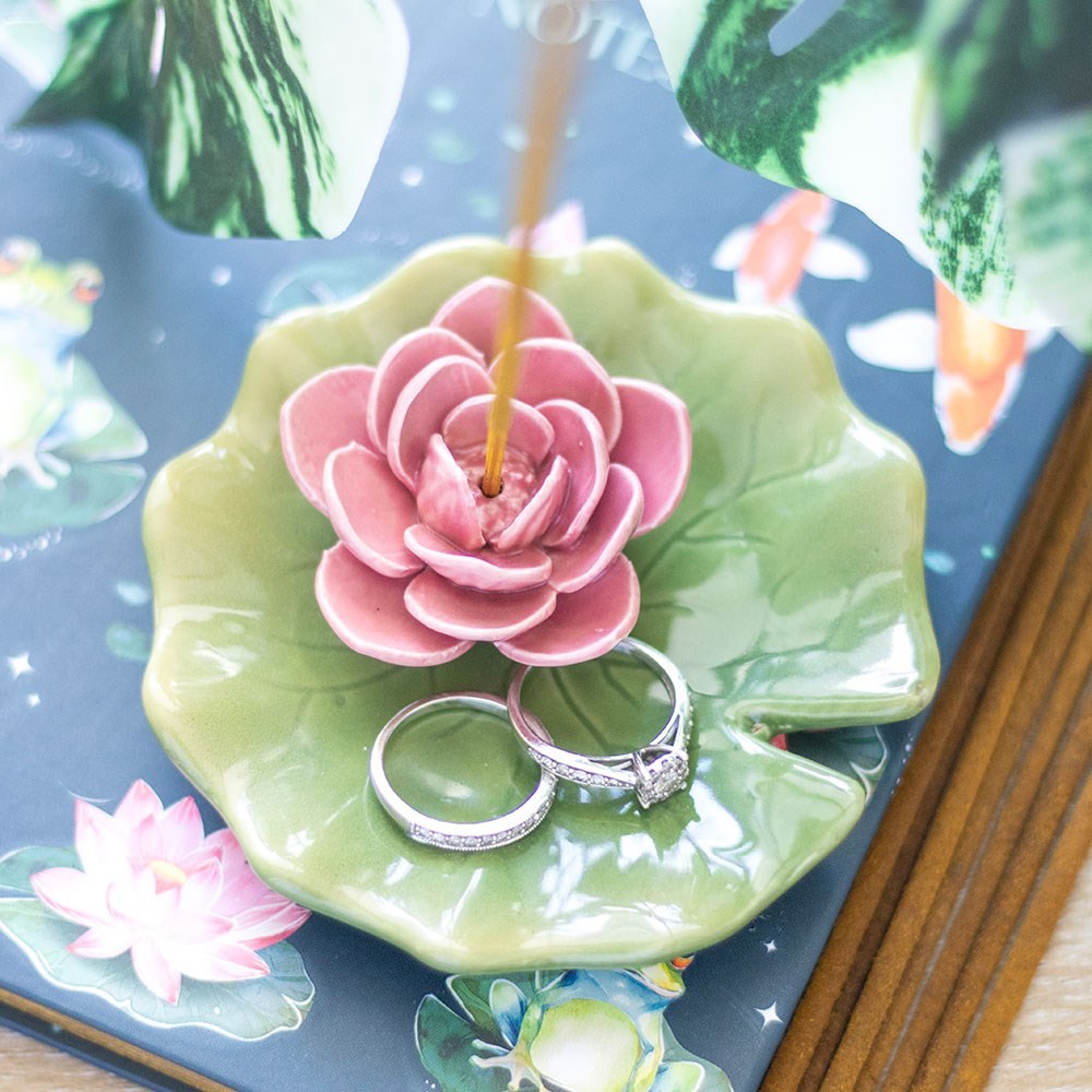 Lily Pad Trinket Dish and Incense Stick Holder Lily Pad Trinket Dish and Incense Stick Holder