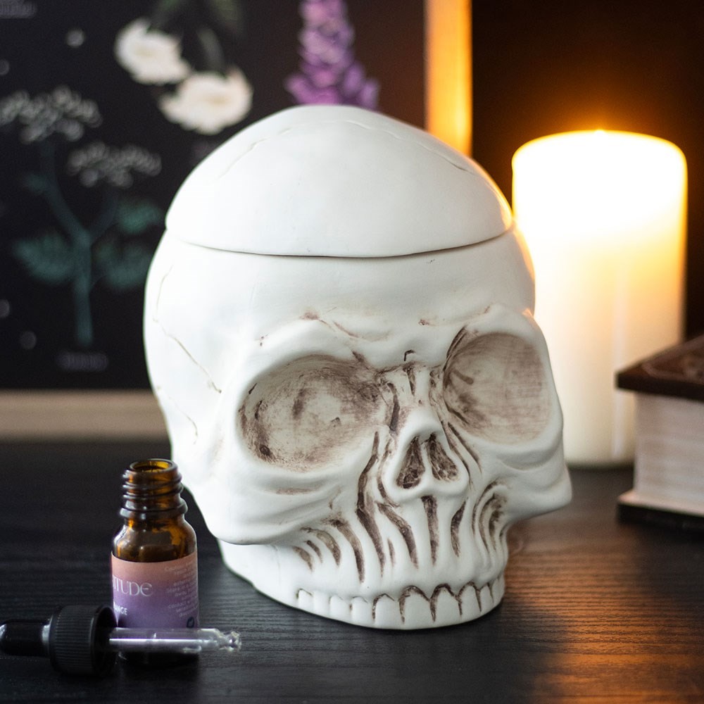 Weathered Skull Oil Burner and Wax Warmer Weathered Skull Oil Burner and Wax Warmer