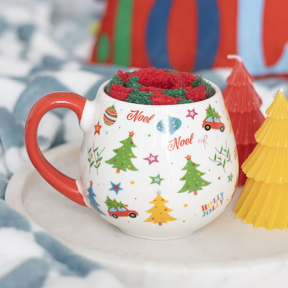 Nostalgic Christmas Print Mug and Socks Set Nostalgic Christmas Print Mug and Socks Set