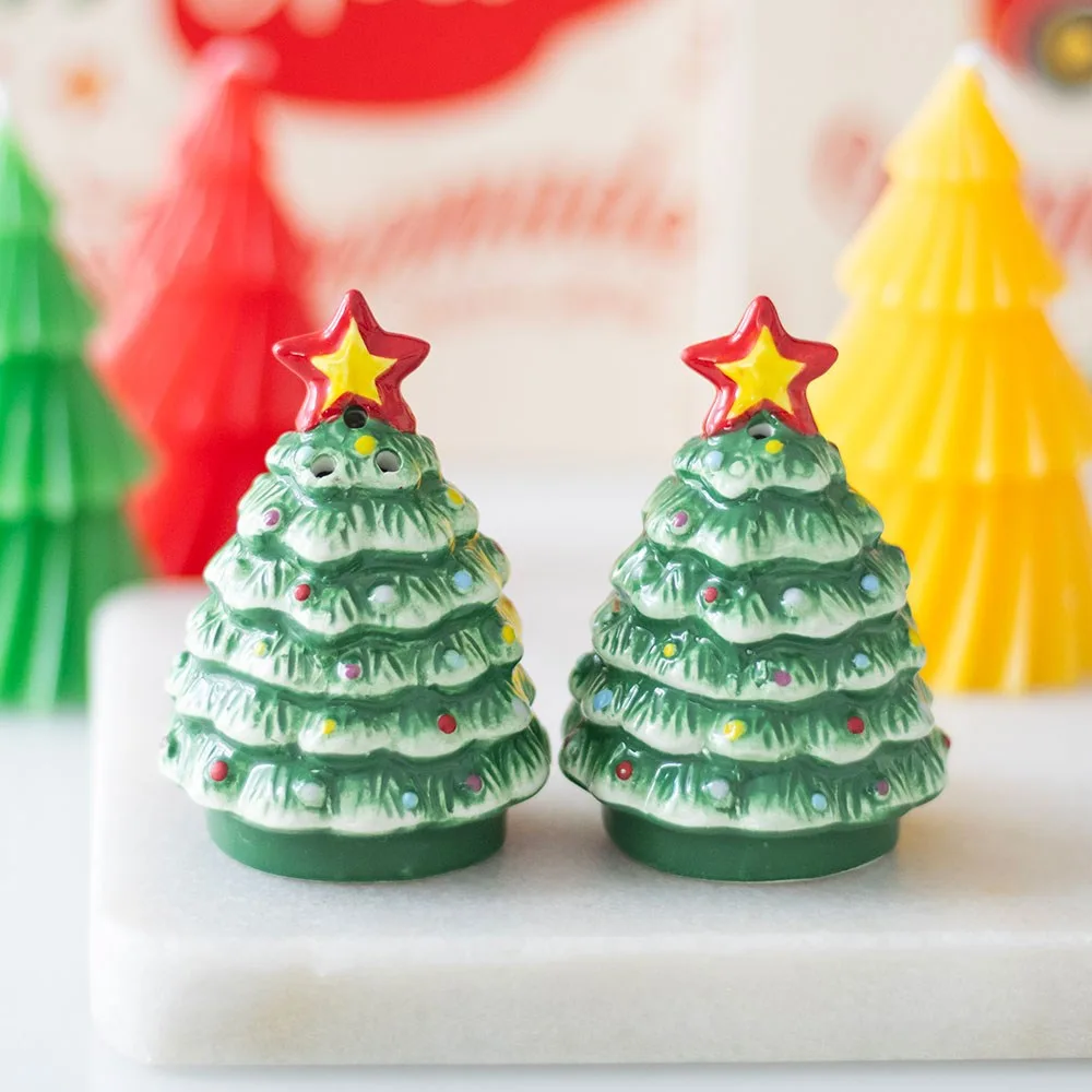 Nostalgic Christmas Trees Salt & Pepper Shakers Nostalgic Christmas Trees Salt & Pepper Shakers