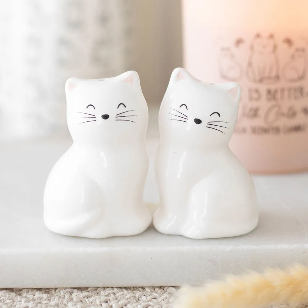 White Cat Shaped Salt and Pepper Shakers White Cat Shaped Salt and Pepper Shakers