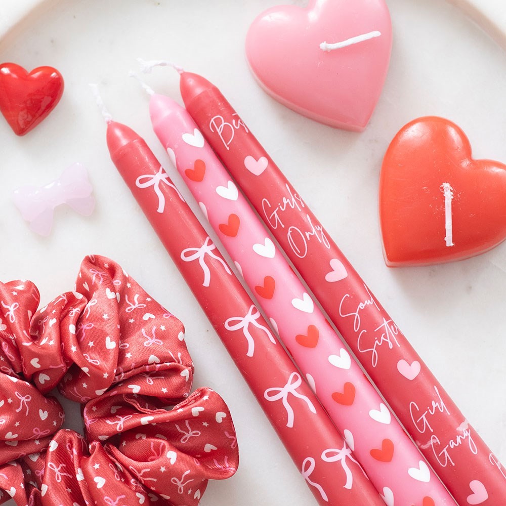 Set of 3 Girl Gang Bow and Heart Taper Candles Set of 3 Girl Gang Bow and Heart Taper Candles