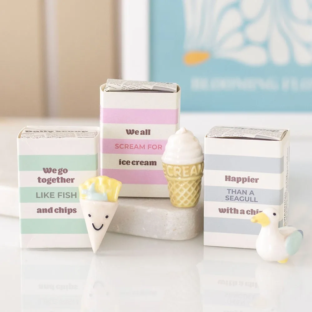 Set of 24 Seagull and Ice Cream Token Gifts in Display Set of 24 Seagull and Ice Cream Token Gifts in Display