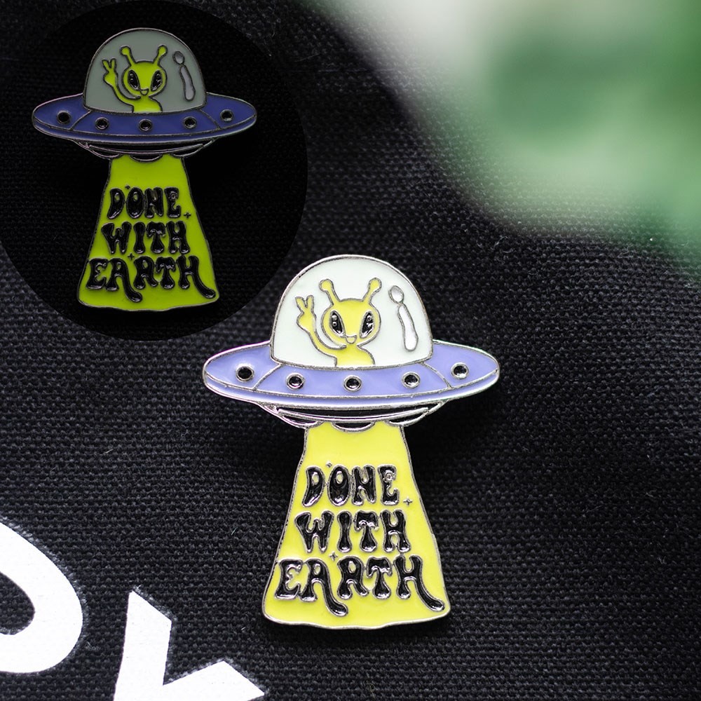Glow in the Dark UFO Enamel Pin Badge Glow in the Dark UFO Enamel Pin Badge