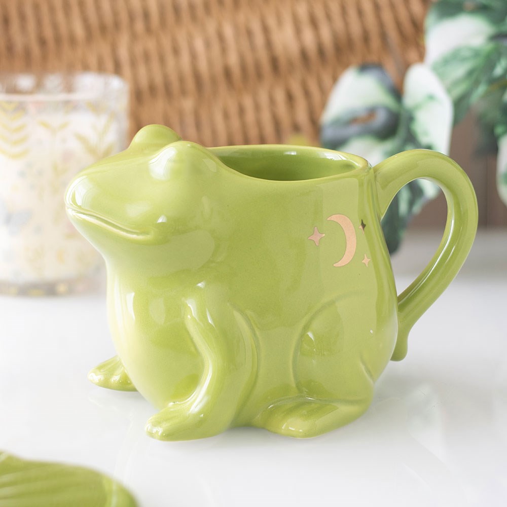 Luna Frog Shaped Mug and Lily Pad Saucer Luna Frog Shaped Mug and Lily Pad Saucer