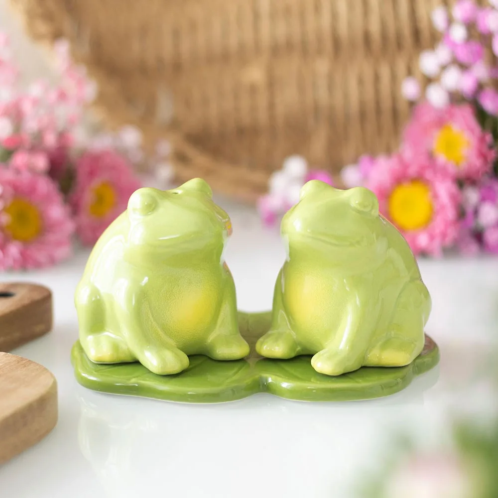 Luna Frog Salt and Pepper Shakers Luna Frog Salt and Pepper Shakers