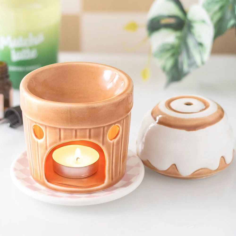 Cinnamon Roll Oil Burner - Image 2
