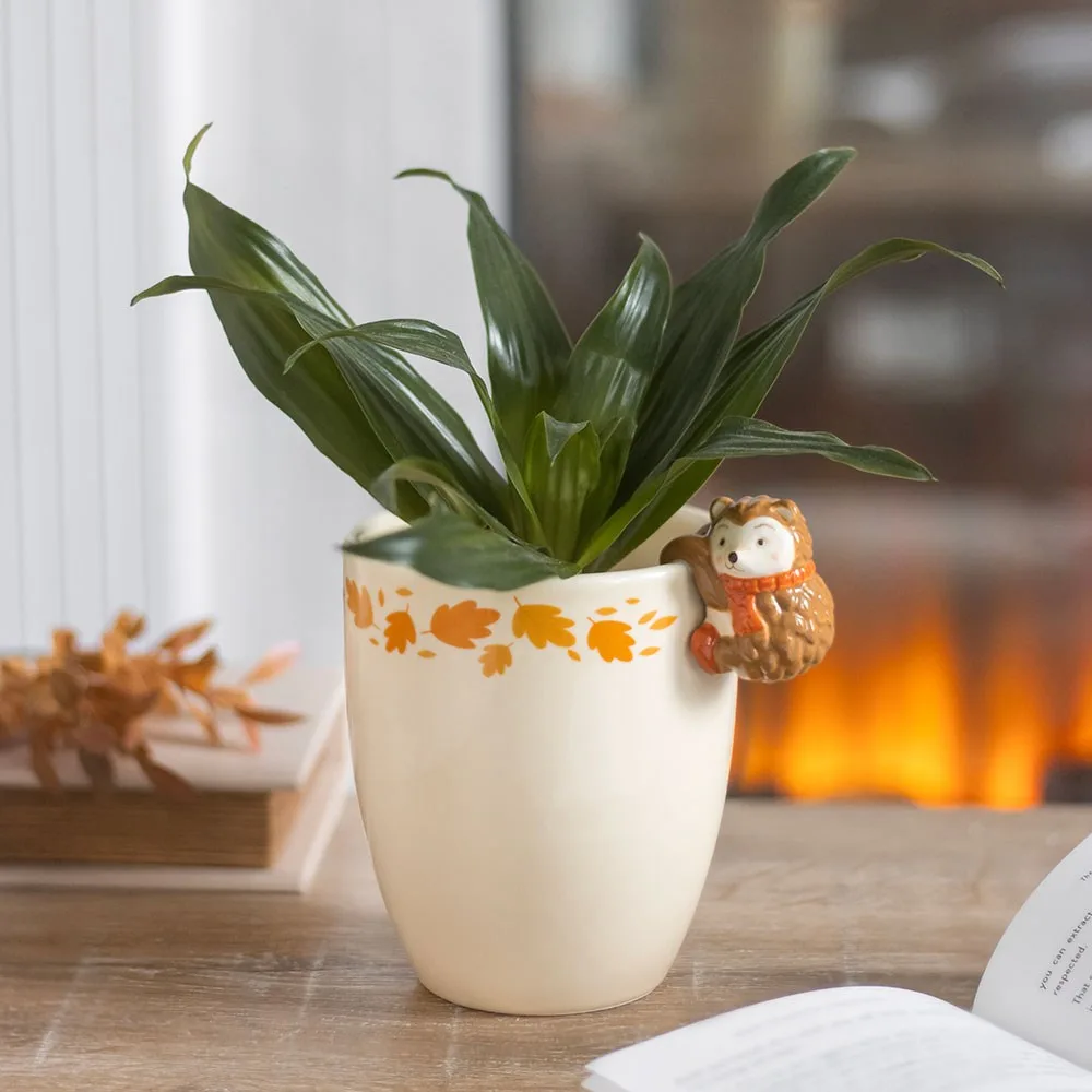 Autumn Plant Pot with Hedgehog Autumn Plant Pot with Hedgehog