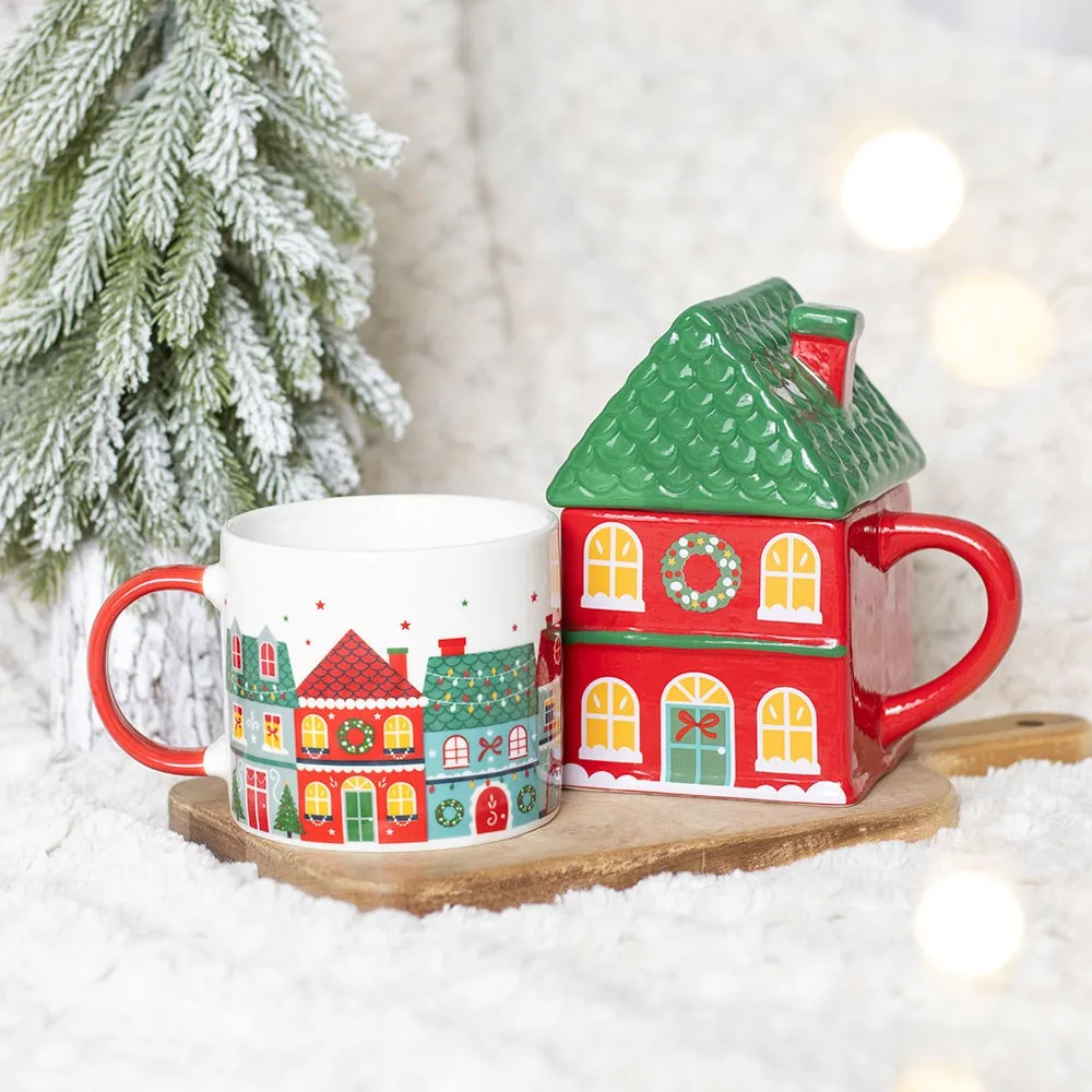 Red Christmas House Lidded Mug - Image 7