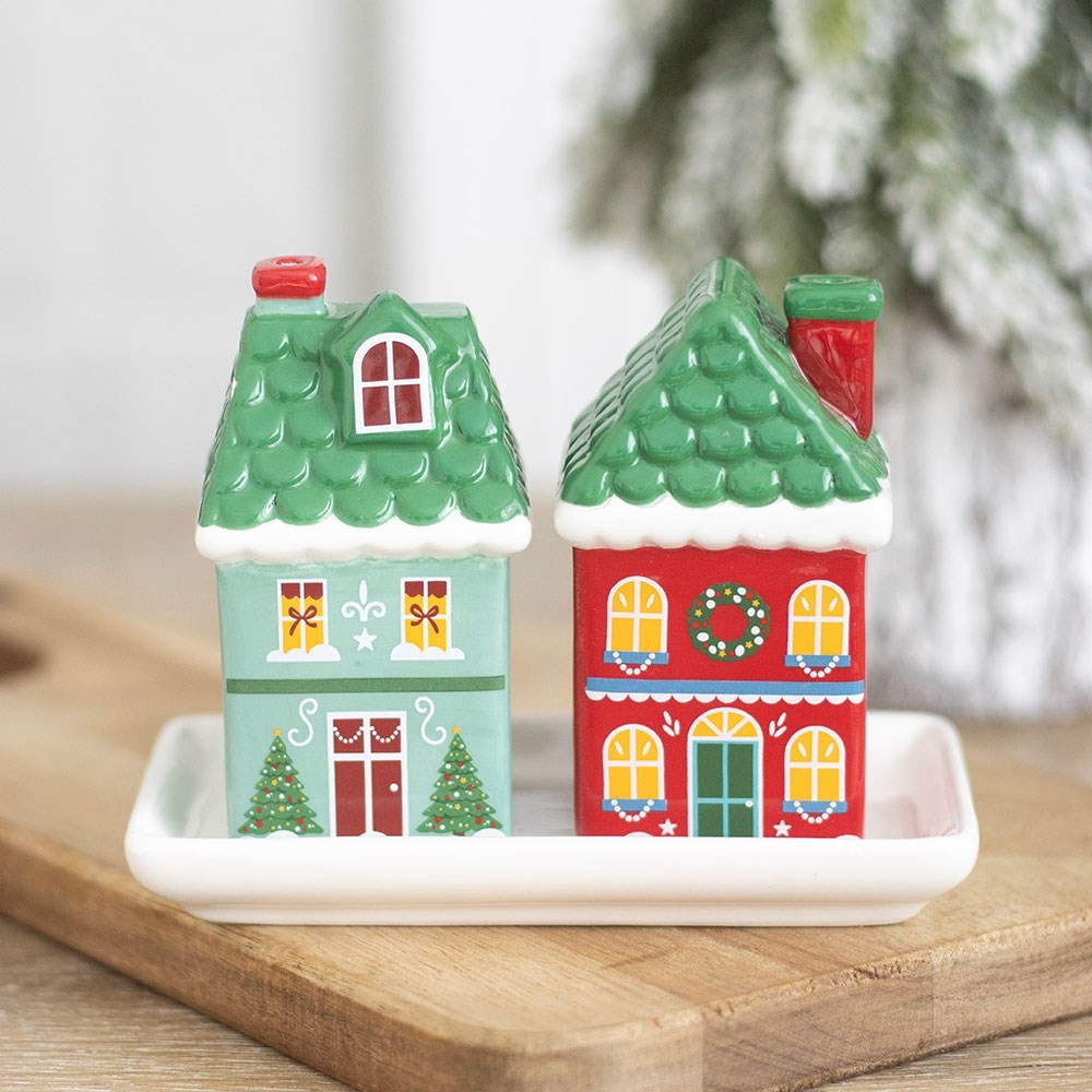 Christmas House Salt and Pepper Shakers Christmas House Salt and Pepper Shakers